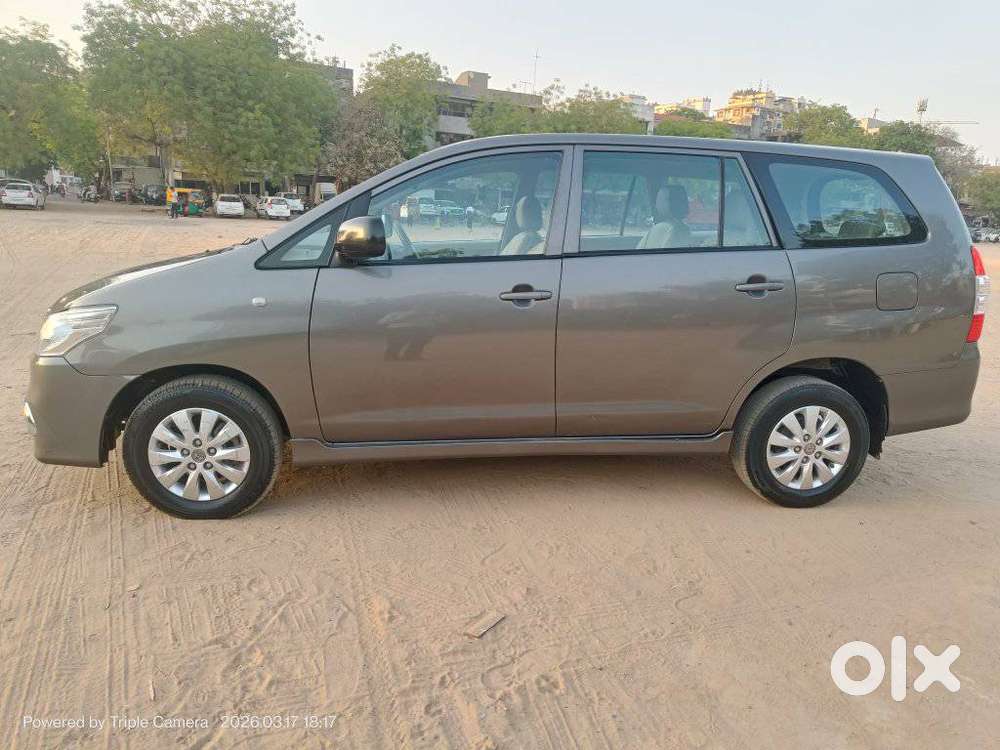 Toyota Innova 2.5 G (diesel) 7 Seater Bs Iv, 2013, Diesel