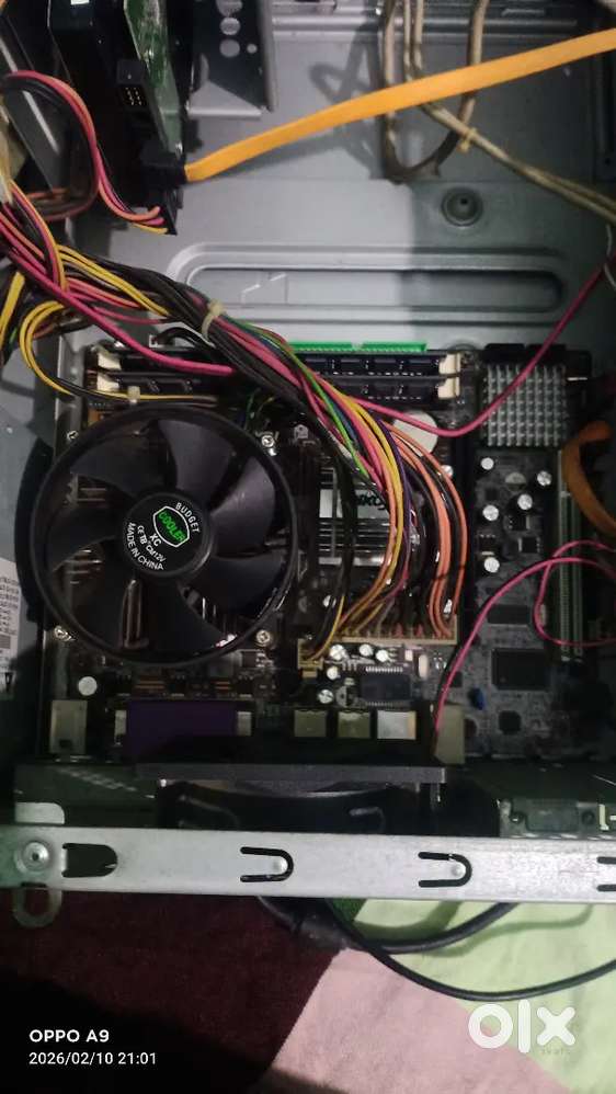 Hcl computer at a very good condition with brand new motherboard ...