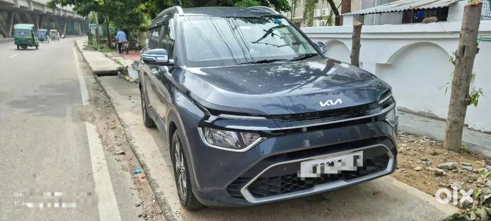 Kia Carens 2022 Petrol Well Maintained