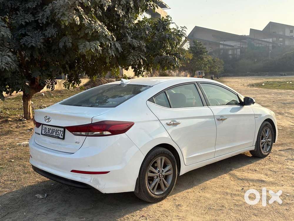 Hyundai Elantra 2017 Petrol Well Maintained
