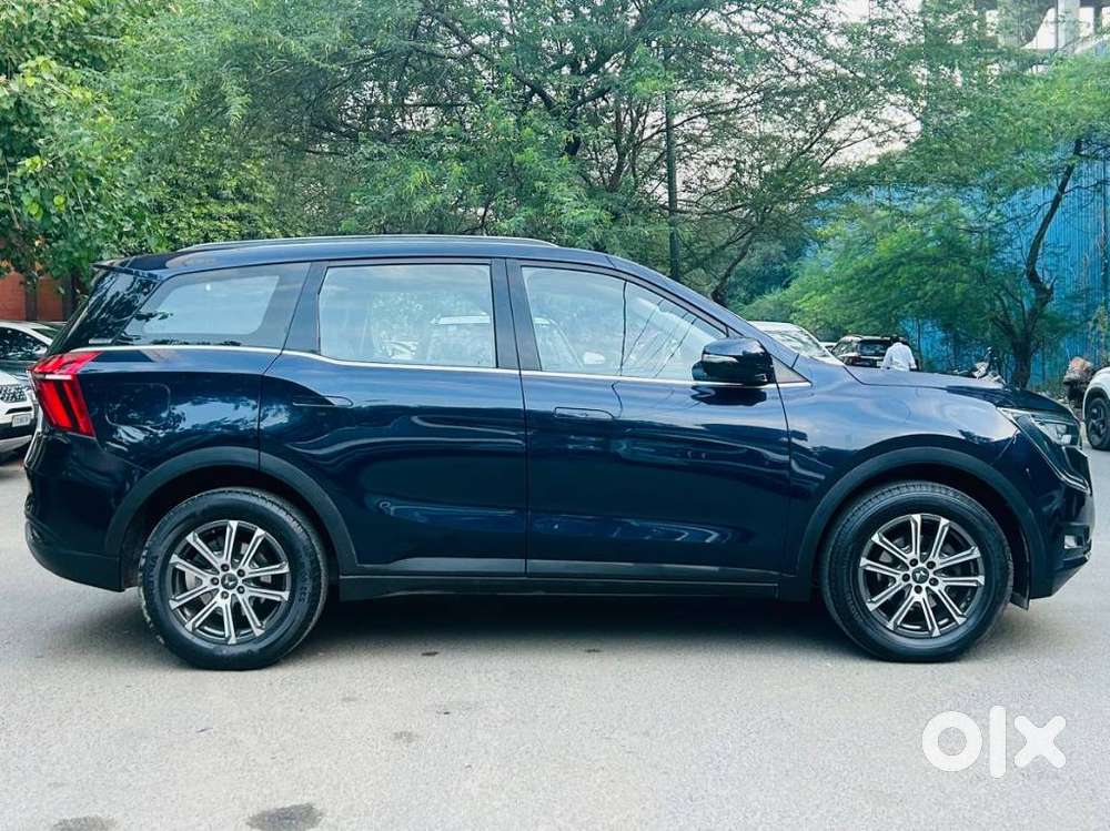 Mahindra Xuv700 2.0 Ax 7 Petrol At Str, 2022, Petrol