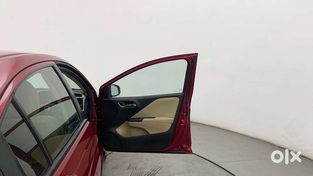 Honda City I-vtec V, 2022, Petrol