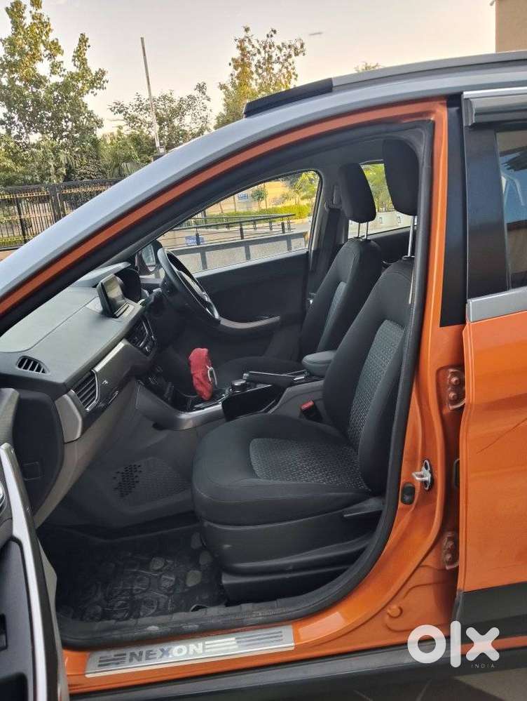Tata Nexon Amt Xza Plus, 2018, Petrol