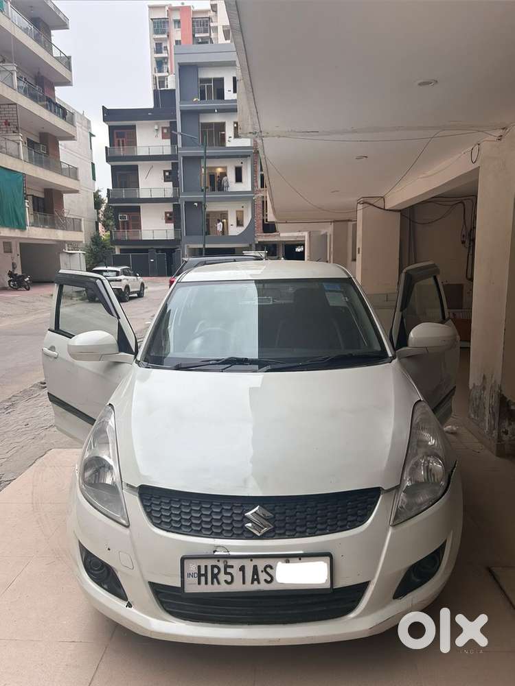 Maruti Suzuki Swift 2012 Lxi Petrol 104330 Km Driven