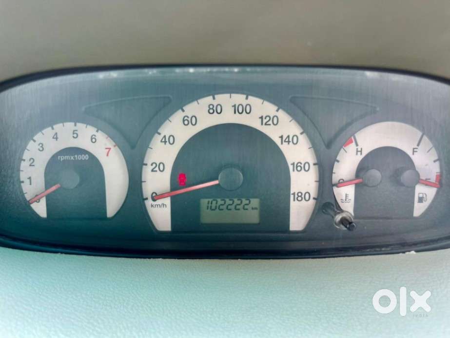 Mahindra Quanto C6, 2012, Diesel