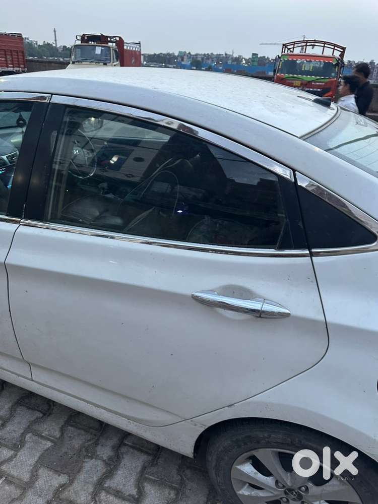 Hyundai Verna 2015 Km Driven