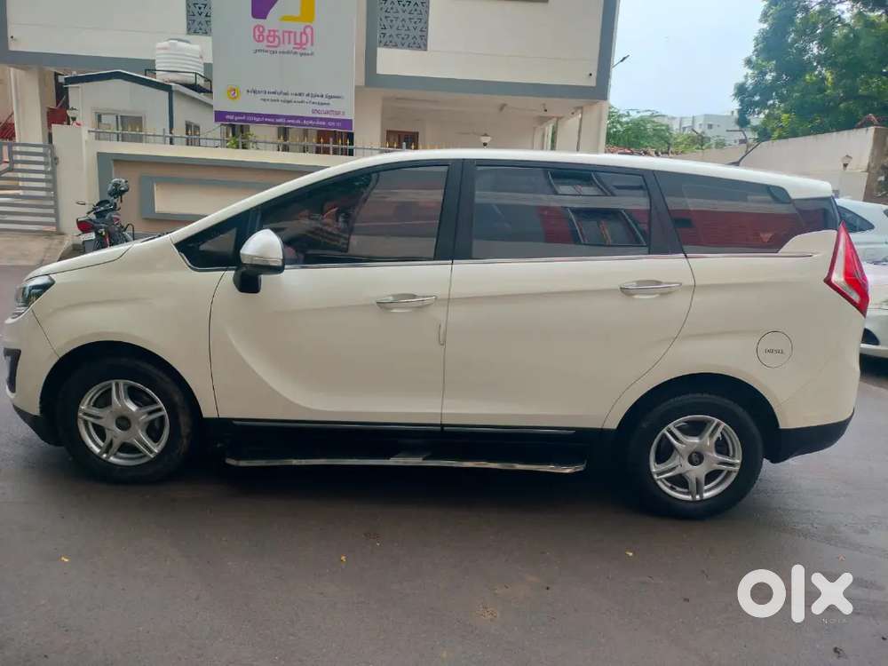 Mahindra Marazzo 2019