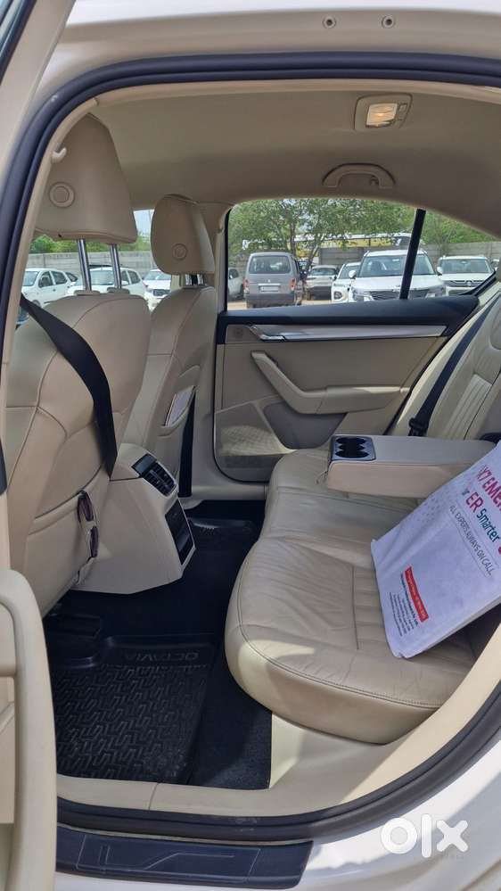 Skoda Octavia 1.8 Tsi At Style Plus, 2018, Petrol