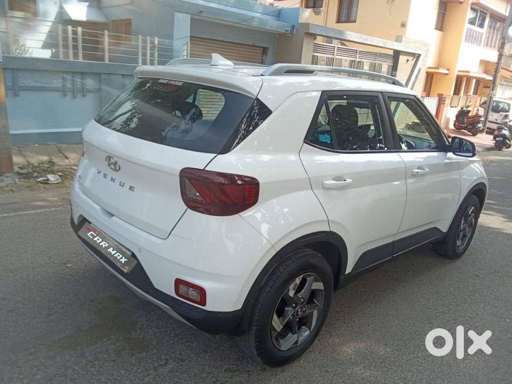 Hyundai Venue Sx Mt, 2021, Diesel