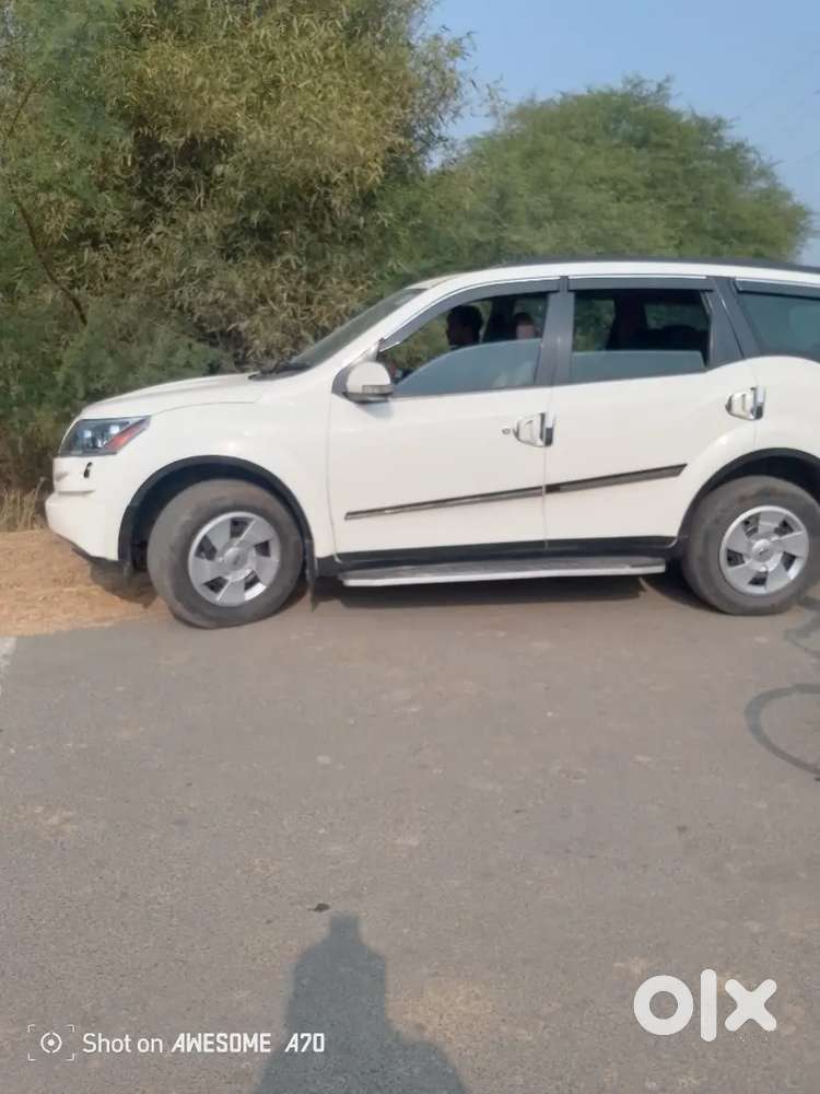 Mahindra Xuv500 Diesel 2016 Second-owner Car
