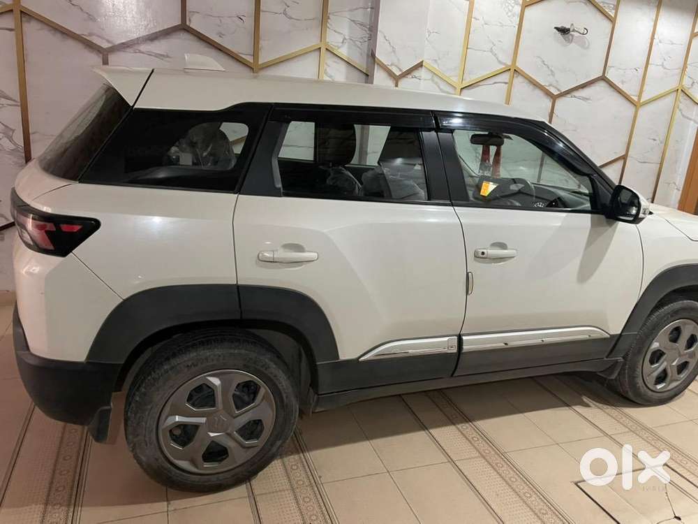 Maruti Suzuki Brezza 2023 Petrol 32000 Km Driven