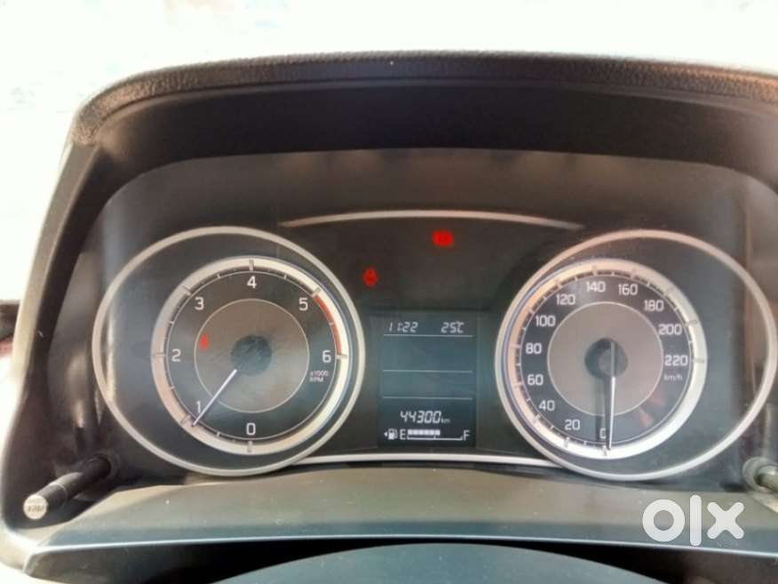 Maruti Suzuki Dzire 2017-2020 Zdi, 2017, Diesel