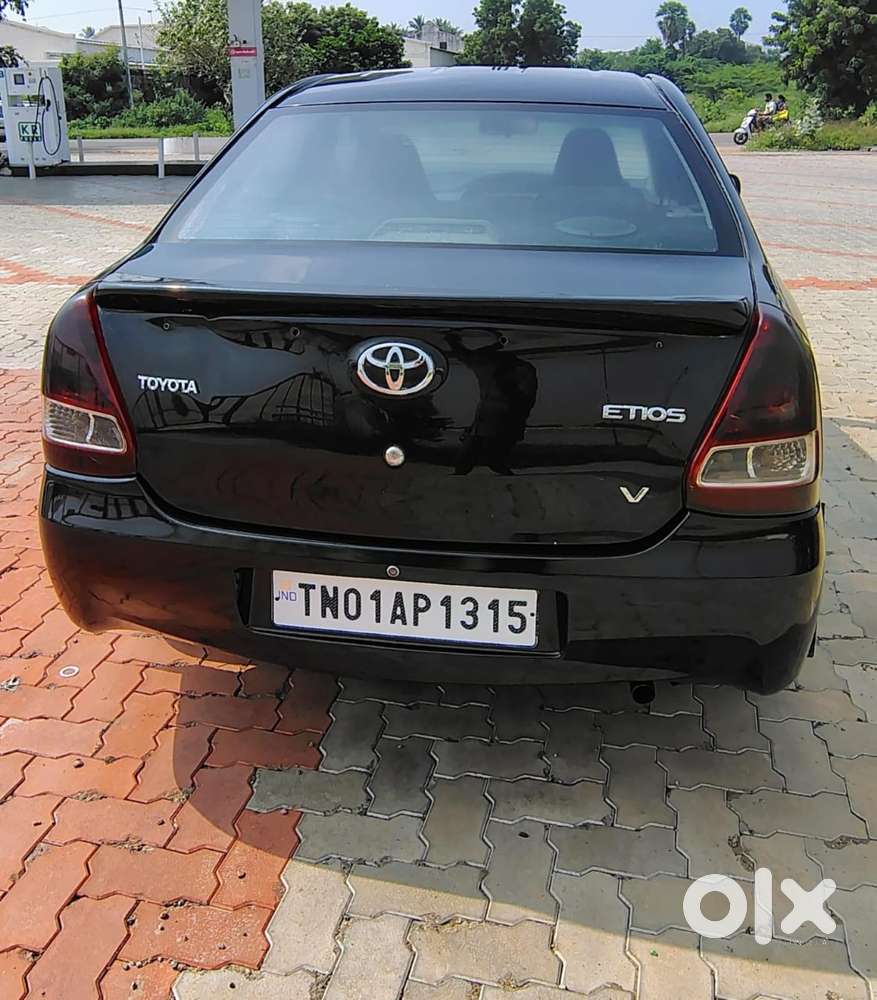 Toyota Etios, 2011, Petrol