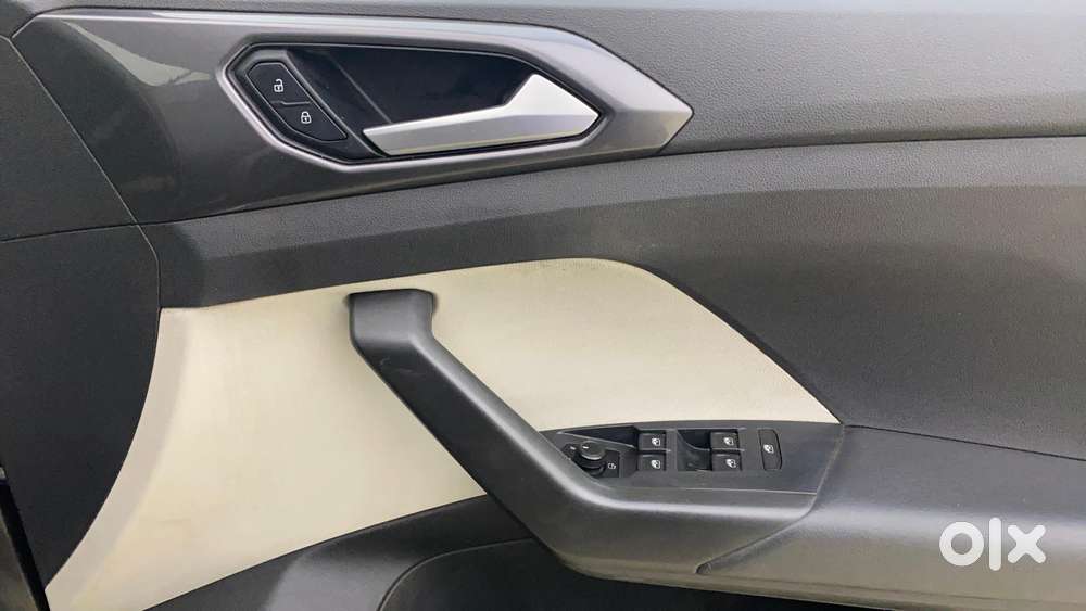 Volkswagen Taigun 1.0 Tsi Topline At, 2022, Petrol