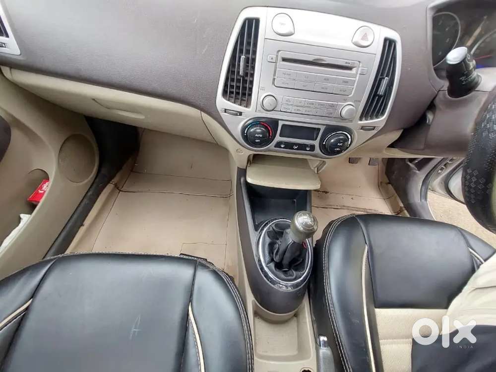 Hyundai I20 2011 Cng In Good Condition