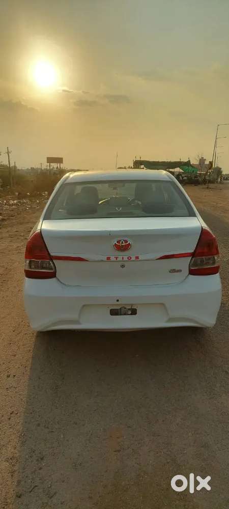 Toyota Etios 2018 Diesel 186000 Km Driven