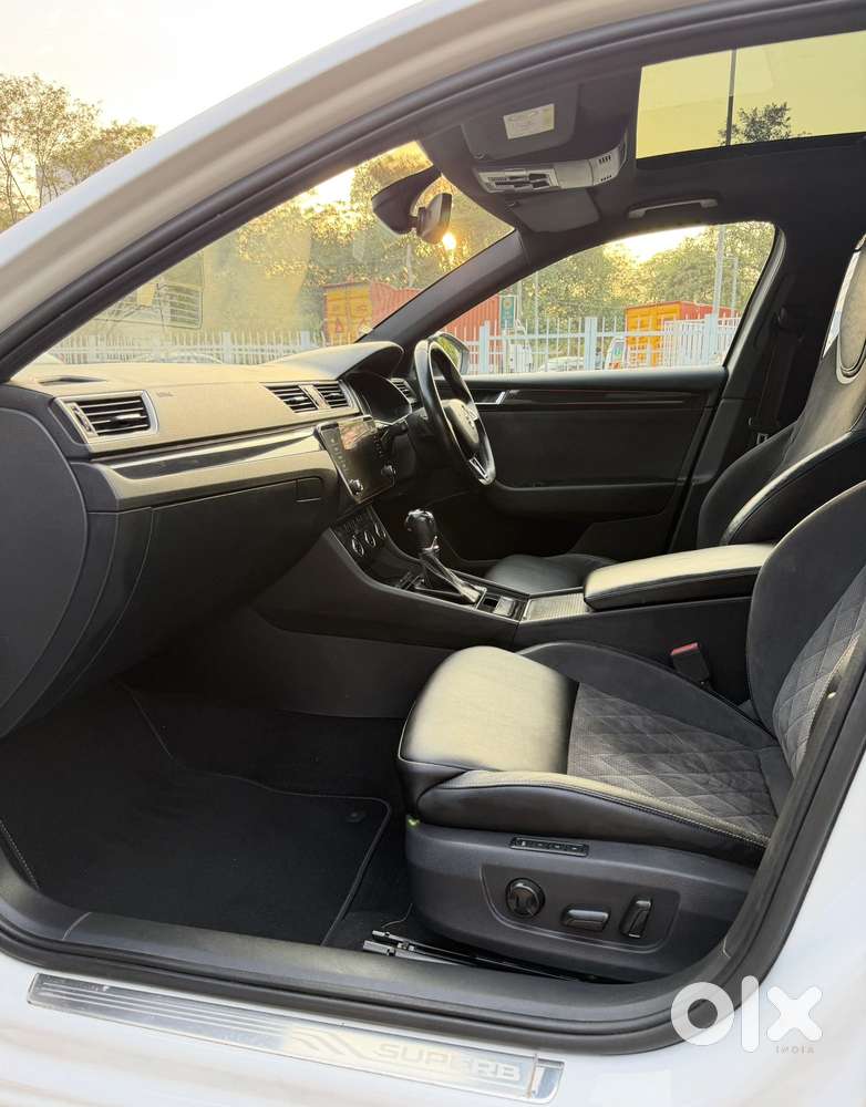 Skoda Superb Sportline 1.8, 2019, Petrol
