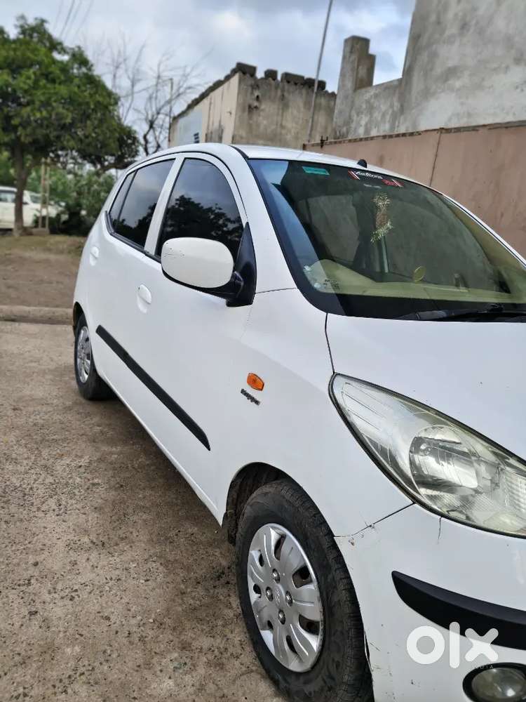 Hyundai I10 Sportz 2010