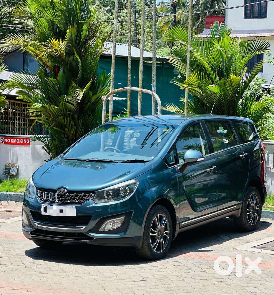 Mahindra Marazzo M8, 2018, Diesel
