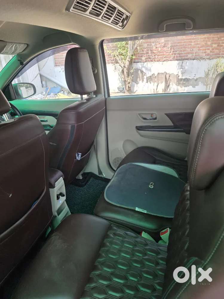 Maruti Suzuki Ertiga Zxi 2024