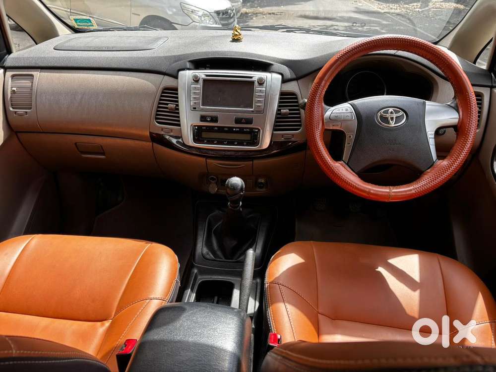 Toyota Innova 2.5 Vx 8 Str, 2015, Diesel