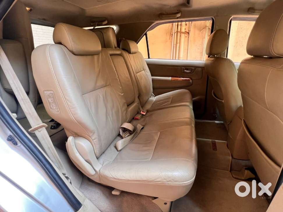 Toyota Fortuner 3.0 4x4 Manual, 2010, Diesel