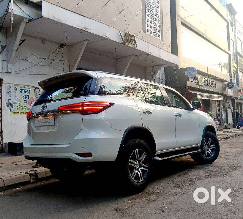 Toyota Fortuner 4x2 At 2.8 Diesel, 2022, Diesel