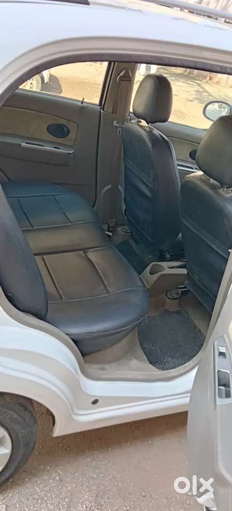Spark Lt 2013 Top & Button Condition