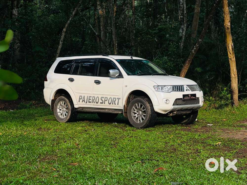 Mitsubishi Pajero Sport 2.5 Manual, 2014, Diesel