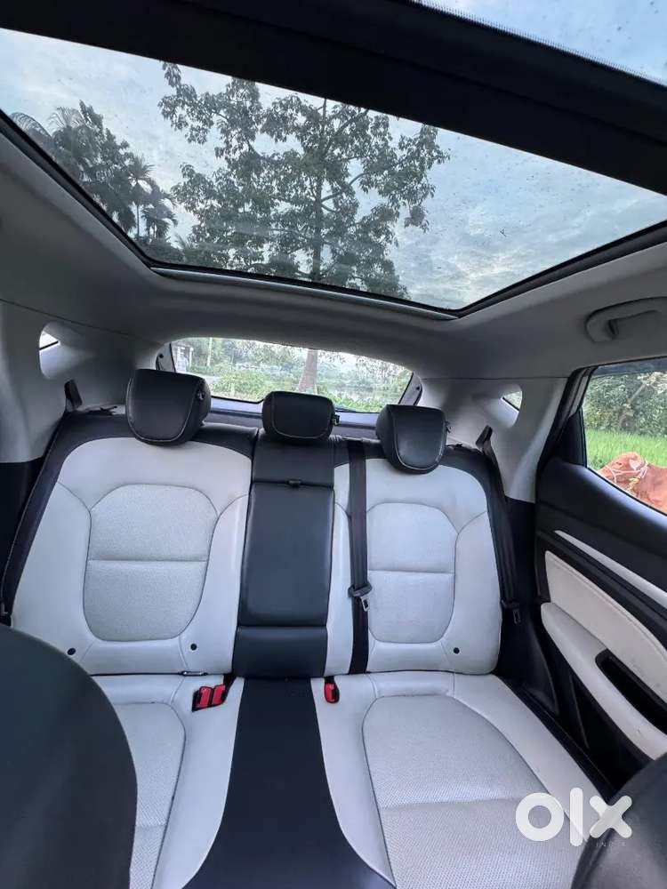 Mg Astor 1.5 Petrol Sharp Pro Mt  2022  20,000 Km
