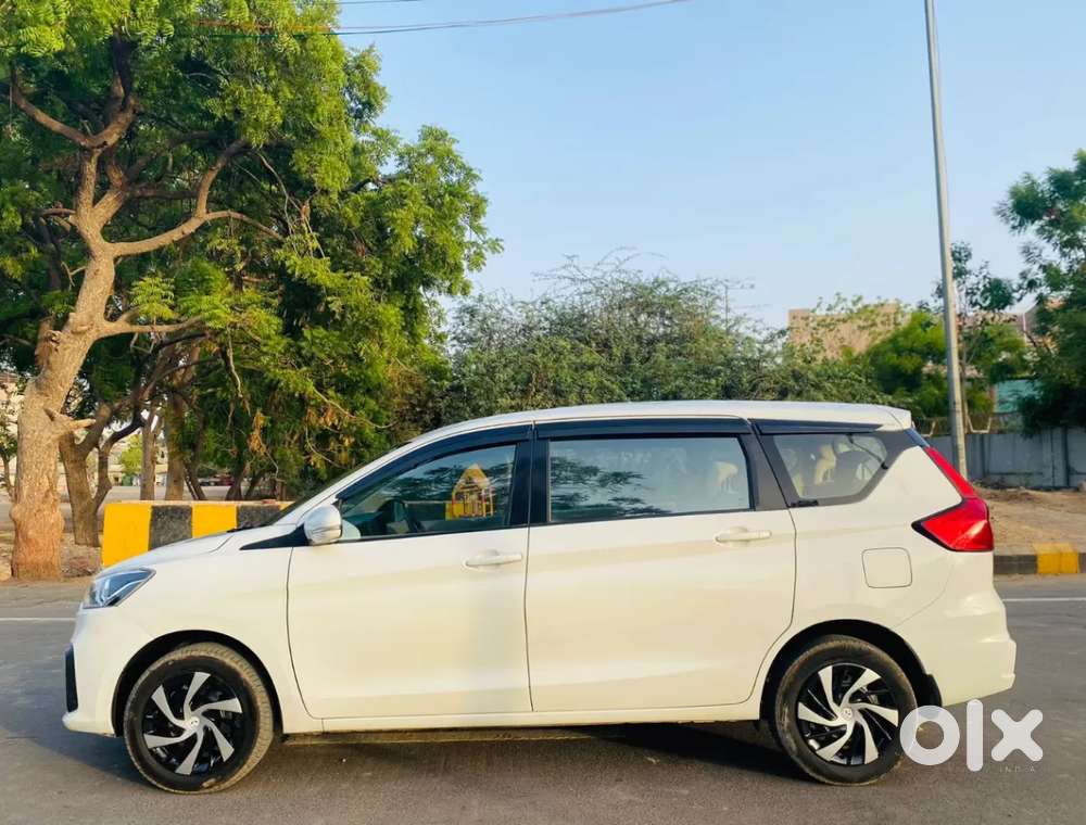 Maruti Suzuki Ertiga 1.5 Vxi, 2020, Petrol