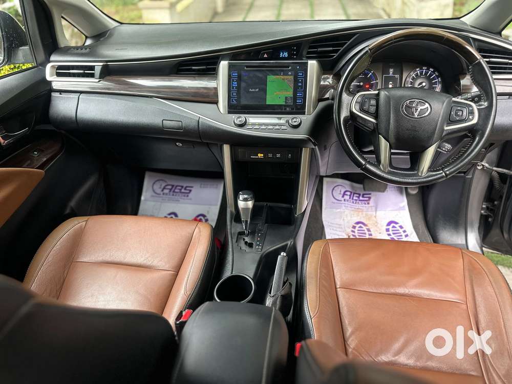 Toyota Innova Crysta 2.8 Zx At, 2016, Diesel