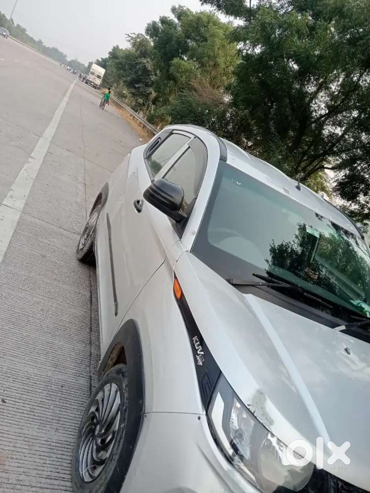 Sale Mahindra Kuv 100