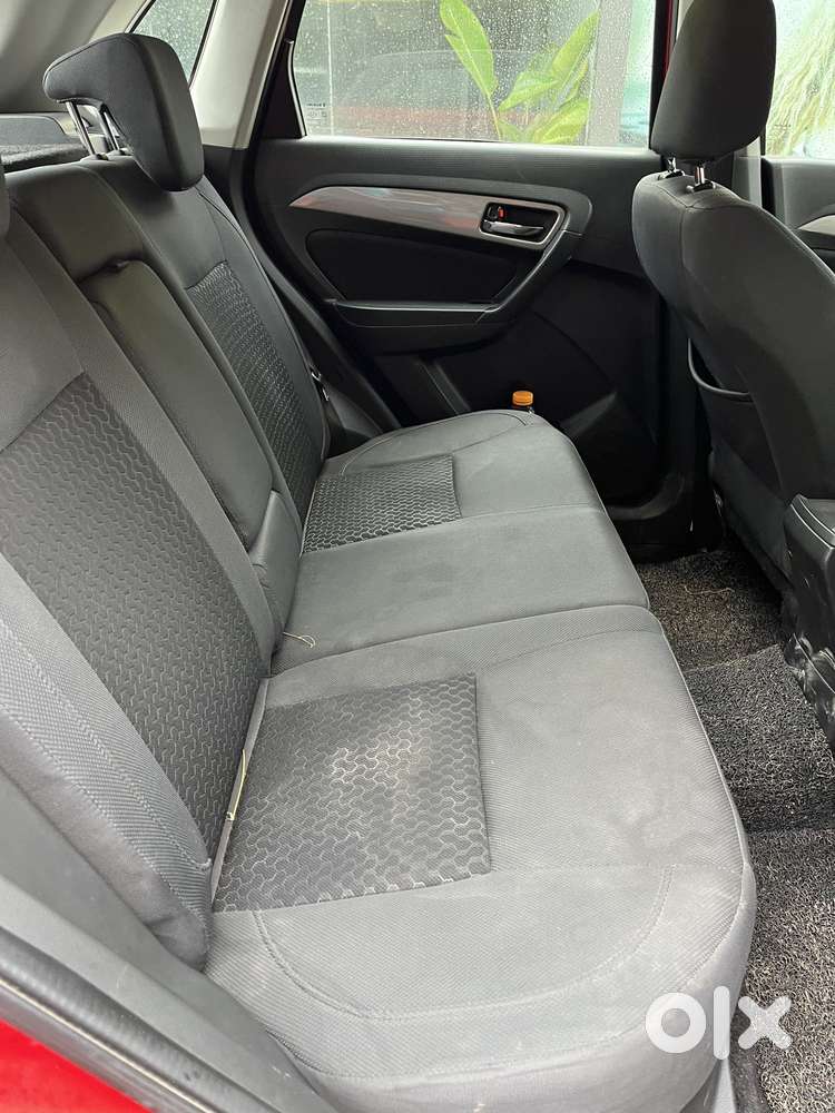Maruti Suzuki Brezza Zdi+ Dual Tone, 2016, Diesel