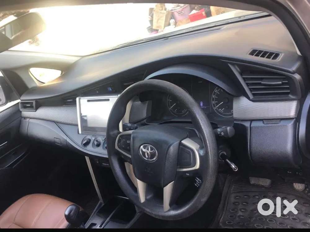 Toyota Innova Crysta 2019