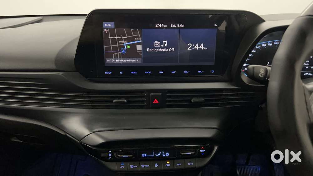 Hyundai I20 Asta (o) 1.2 Ivt, 2023, Petrol