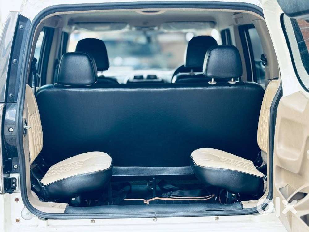 Mahindra Tuv 300 T10, 2019, Diesel