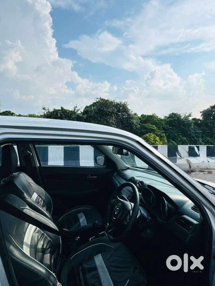 Maruti Suzuki Swift Vxi 2019 November 25kmpl Mileage... Shwrom Condtion.
