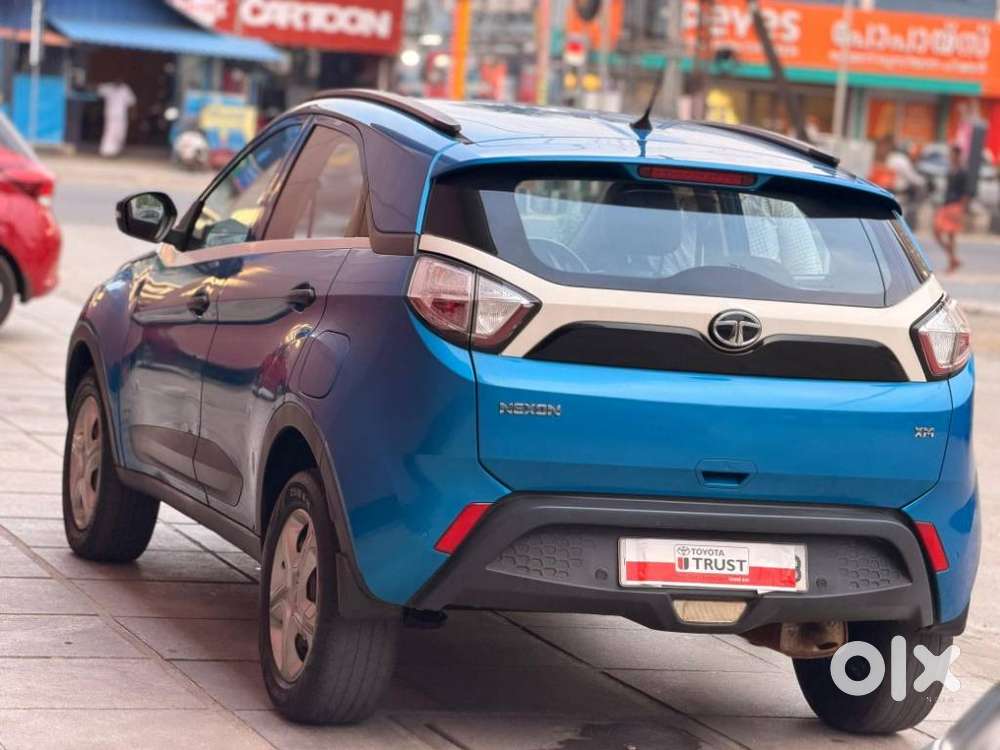 Tata Nexon, 2018, Petrol