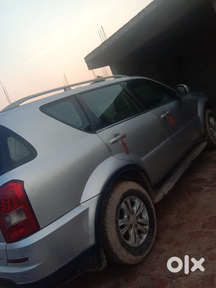 Mahindra Rexton, 2014, Diesel