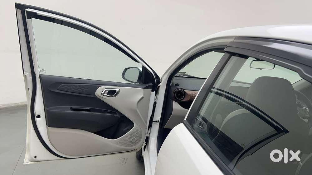 Hyundai Aura Sx 1.2 (o) Petrol, 2022, Petrol