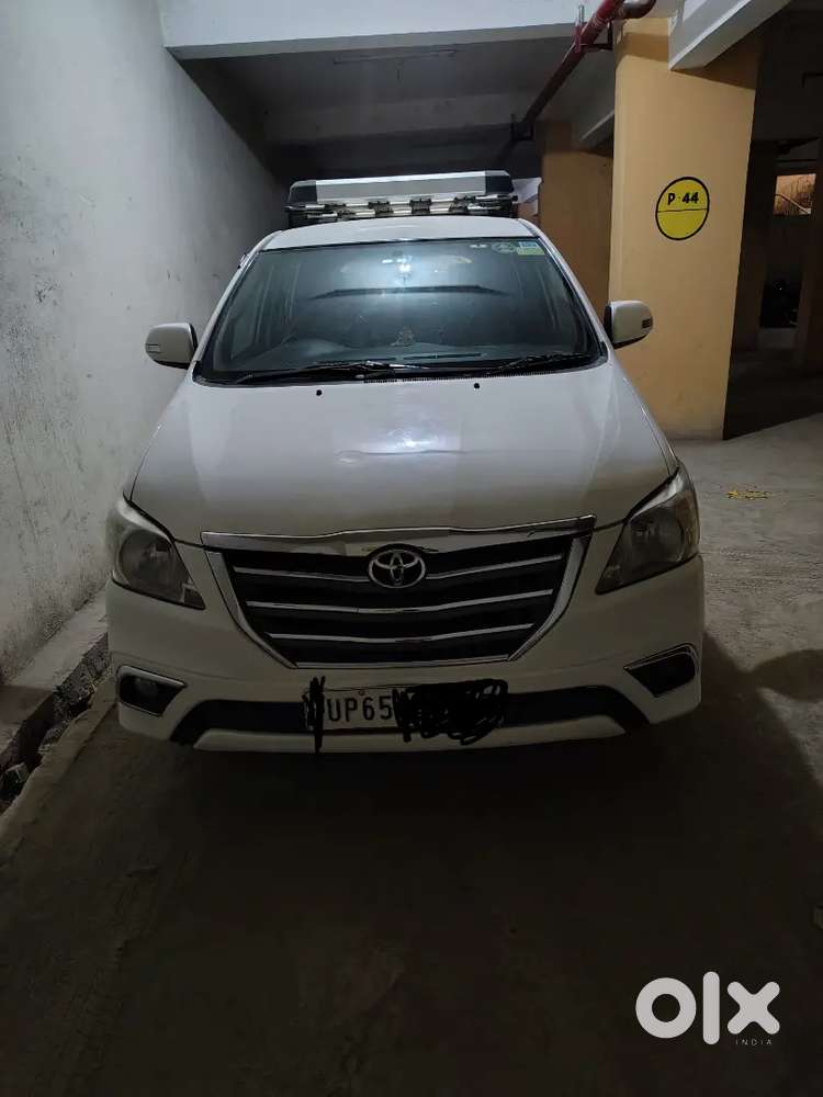 Toyota Innova 2015 Diesel Well Maintained