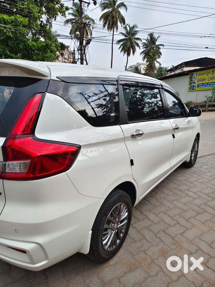 Maruti Suzuki Ertiga 1.5 Zxi Plus Shvs, 2020, Petrol