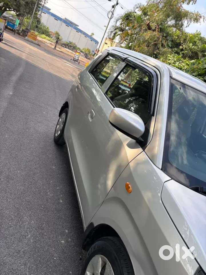 Maruti Suzuki Wagon R Vxi 1.0, 2023, Petrol