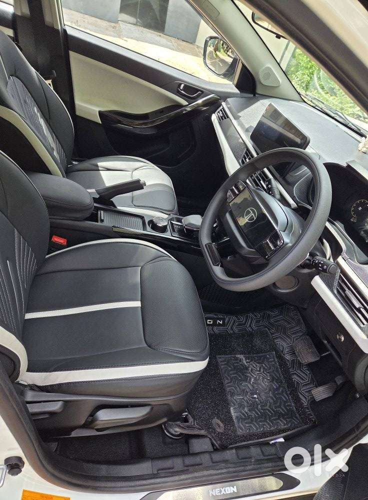 Tata Nexon Creative Plus S 1.2 Revotron Petrol 6 Amt, 2026, Petrol