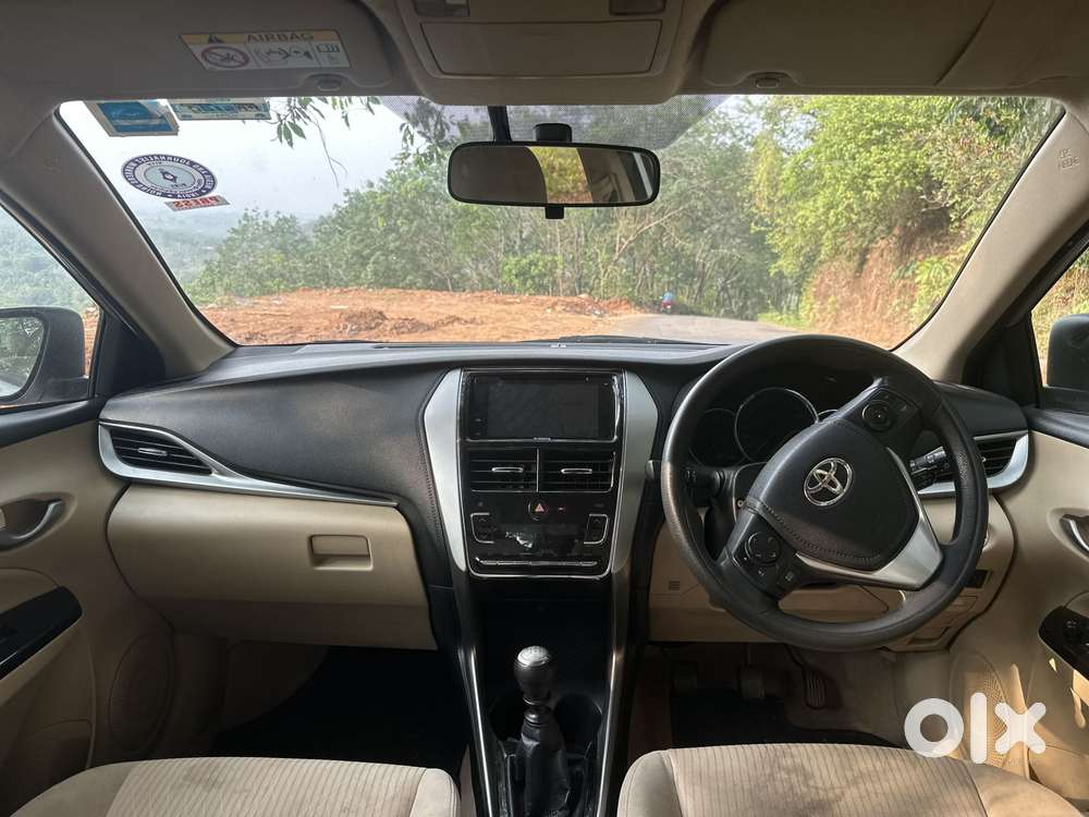 Toyota Yaris V, 2018, Petrol