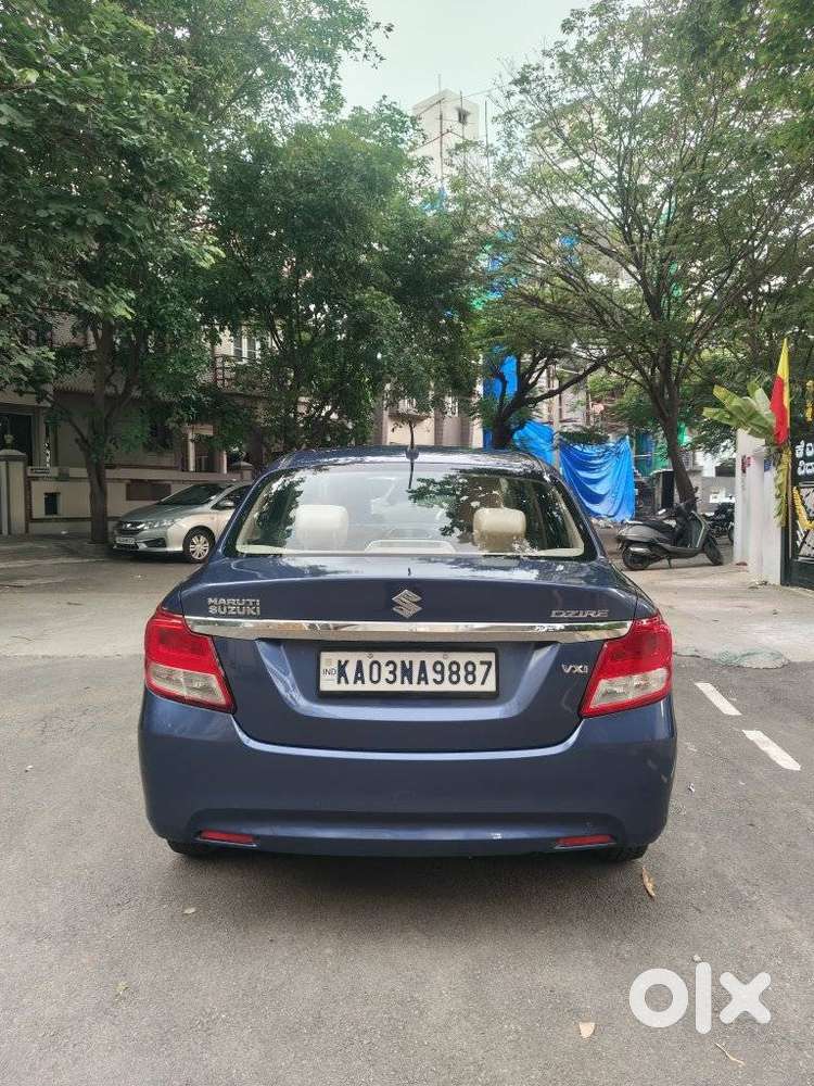 Maruti Suzuki Swift Dzire 1.2 Vxi Bsiv, 2017, Petrol