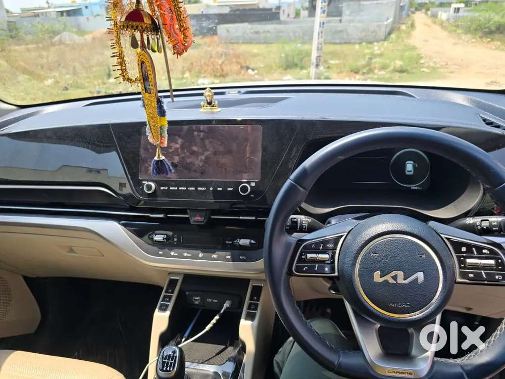 Kia Caren Luxury Plus 7 Seater Imt
