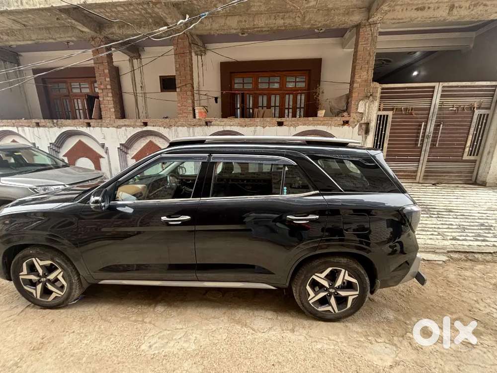 New Model Alcazar With Best Condition.