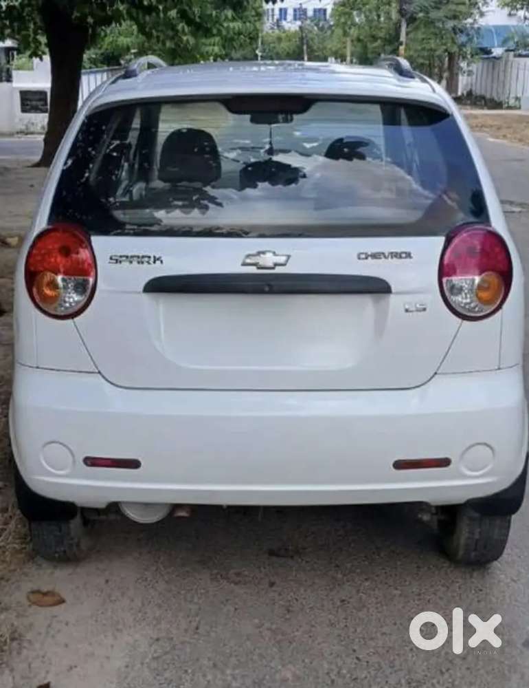 Chevrolet Spark 2013 Petrol Well Maintained